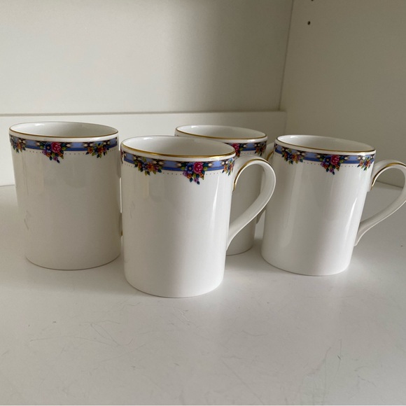 Rare Set of 4 Vtg Royal Doulton Bone China Lady Bedford Coffee Mugs Collectible - Picture 2 of 8